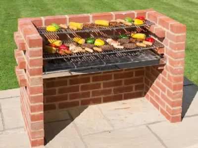 Come realizzare un barbecue in giardino