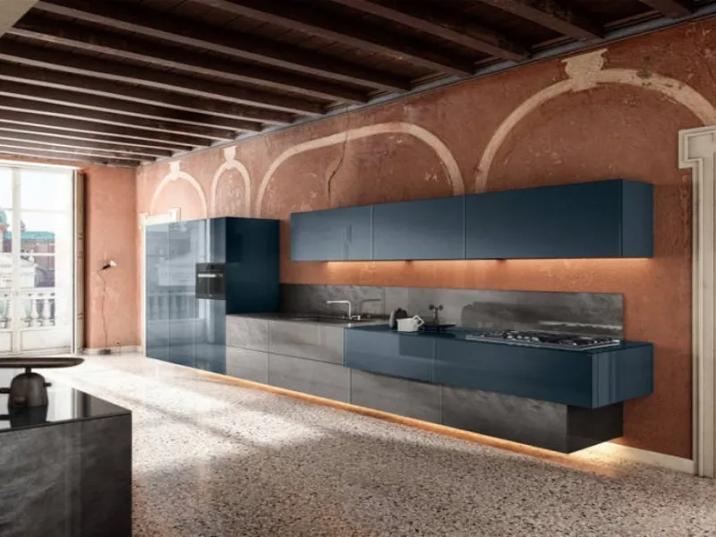 Cucina 36e8 in vetro lucido blu di LAGO