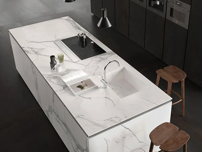 Italstone propone innovative piastrelle in gres porcellanato di grande formato e spessore ridotto