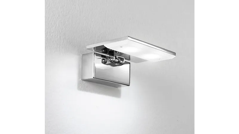 Esempio di applique moderna a led