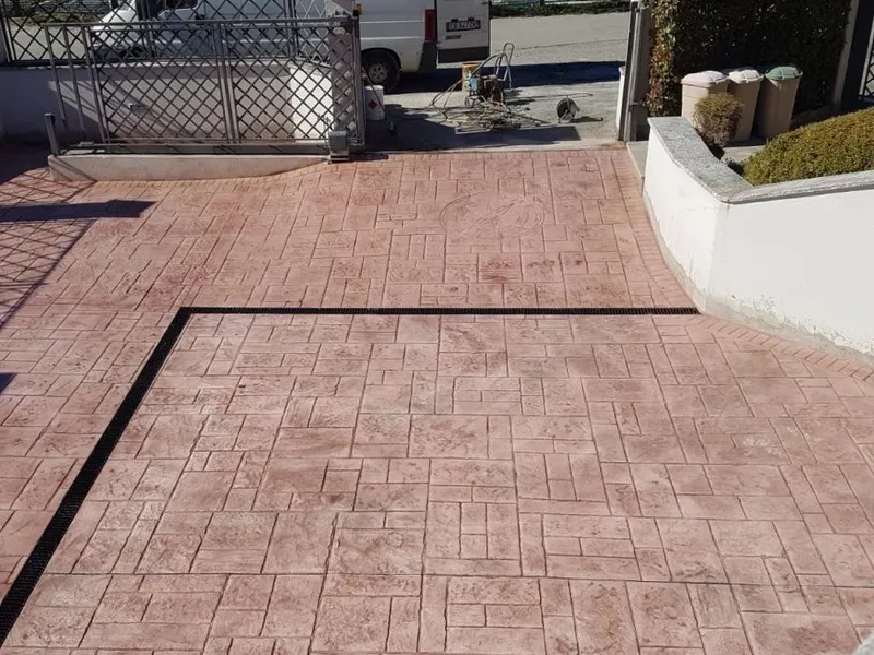 Pavimentazione realizzata da Emil Pav
