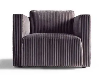 poltrona nera