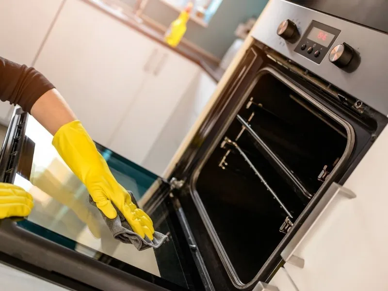 Pulizia forno elettrico