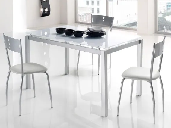Tavolo design moderno